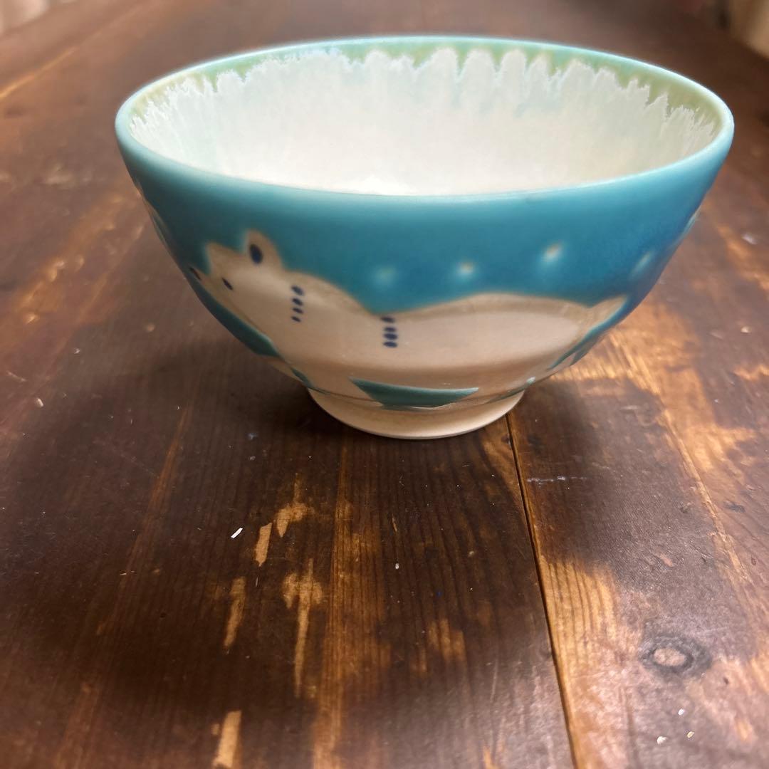 沖縄　やちむん　作家物　アトリエクッチャネ　しろくま　飯碗　小丼