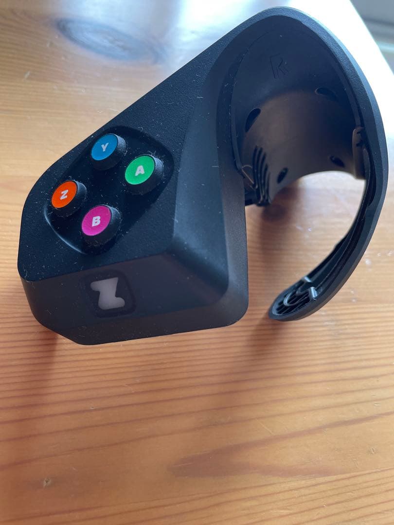 ZWIFT PLAY コントローラー 左右 箱無し 説明書 充電ケーブル 有り