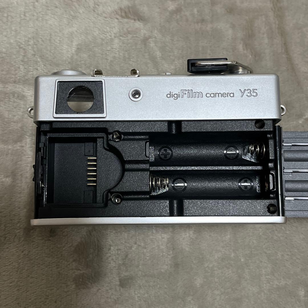 【送料込】 中古品 YASHICA digiFilm Camera Y35
