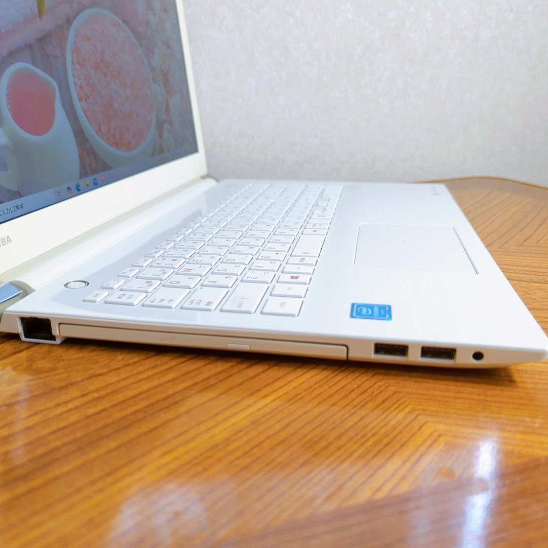 初心者歓迎ノートパソコン✨✨大容量HDD＆カメラ付き／広告なしで動画も快適♪