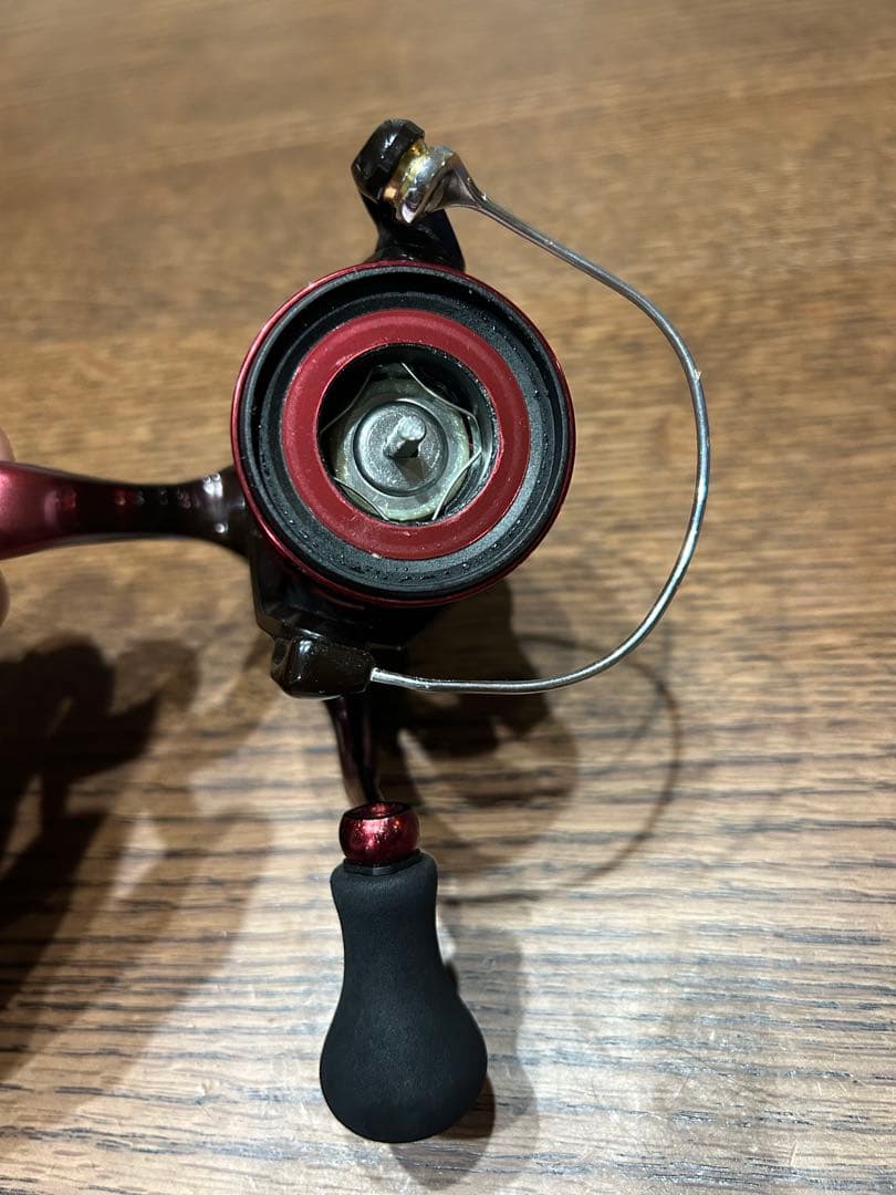 【本日限り】SHIMANO スピニングリール 18セフィアBB C3000SHG