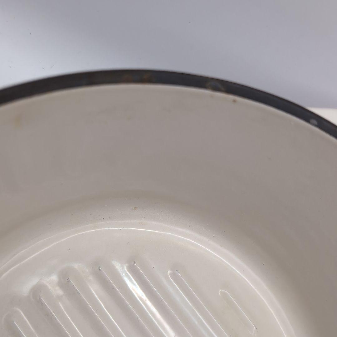 VERMICULAR オーブンポットラウンド 22㎝ 両手鍋