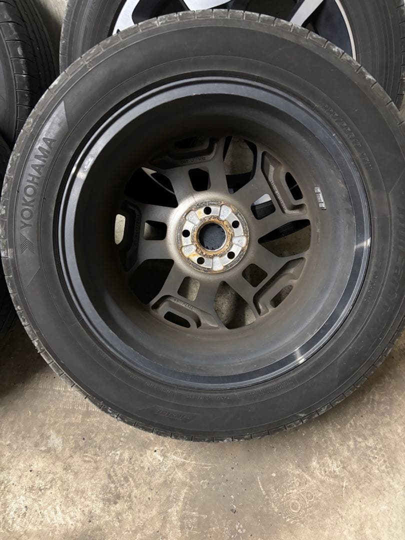 スバルXV GP7純正ホイール&ヨコハマ　ブルーアースXT225/55R17