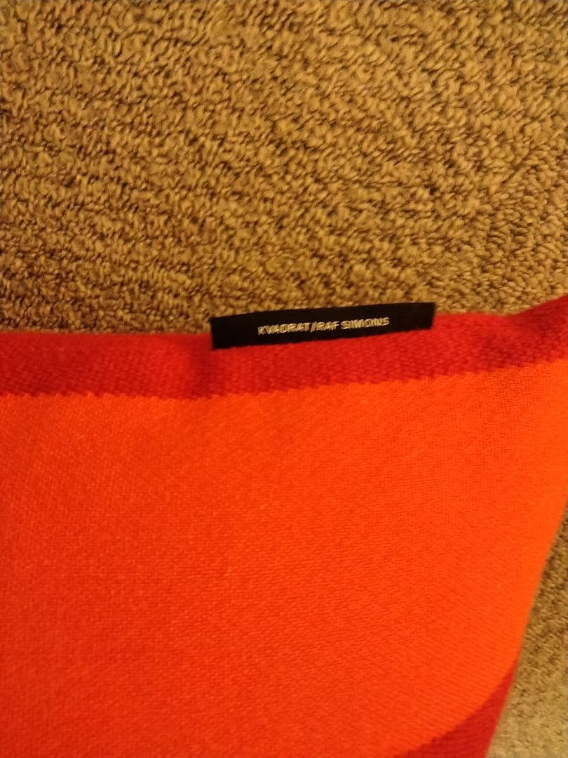 kvadrat raf simons クッション