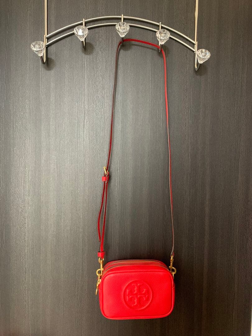 Tory Burch トリーバーチ ペリーボンベ クロスボディバッグ