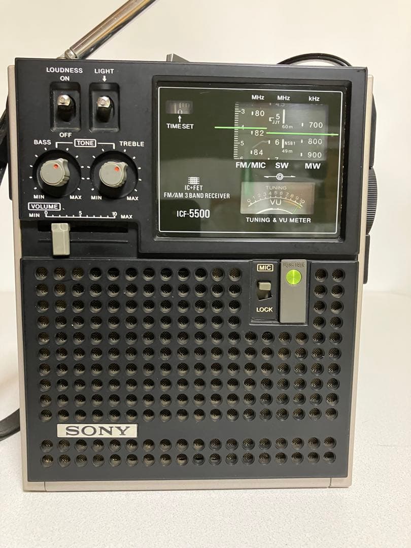 ソニーラジオ　ＩＣＦー５５００　　　　　　　完動品