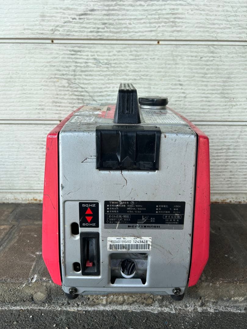 K3★Shindaiwa★ ガソリン発電機 EG551C