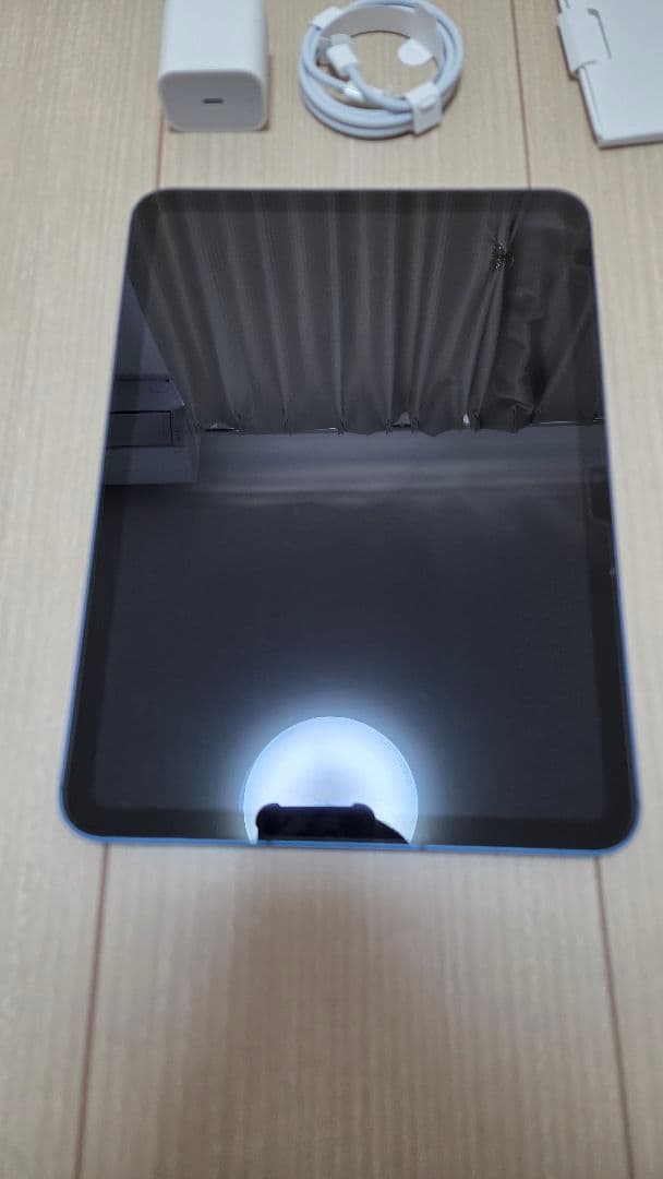 iPad 第10世代 64gb ブルー ケース付き フィルム付き