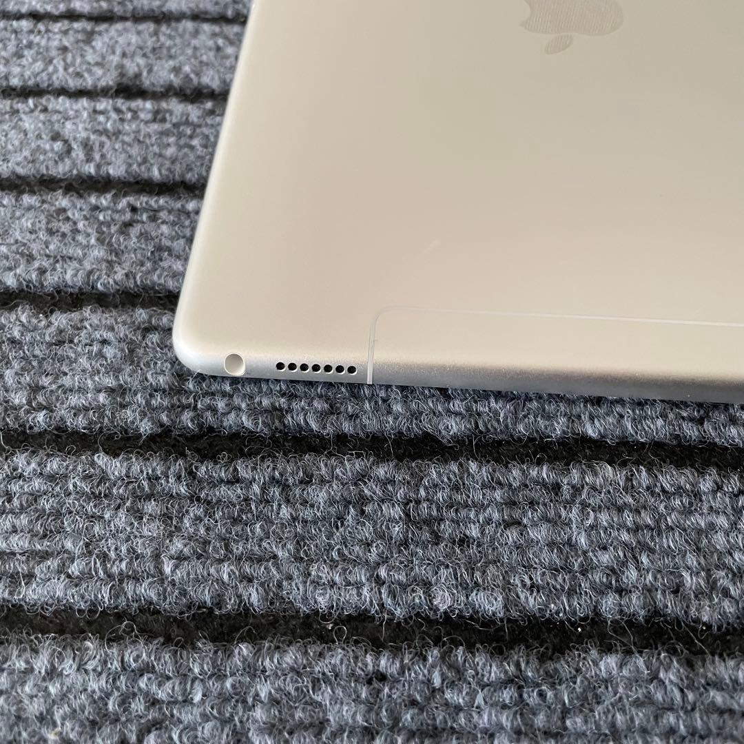 35【早い者勝ち】 iPad Pro 9.7 32GB Wi-Fiシルバー