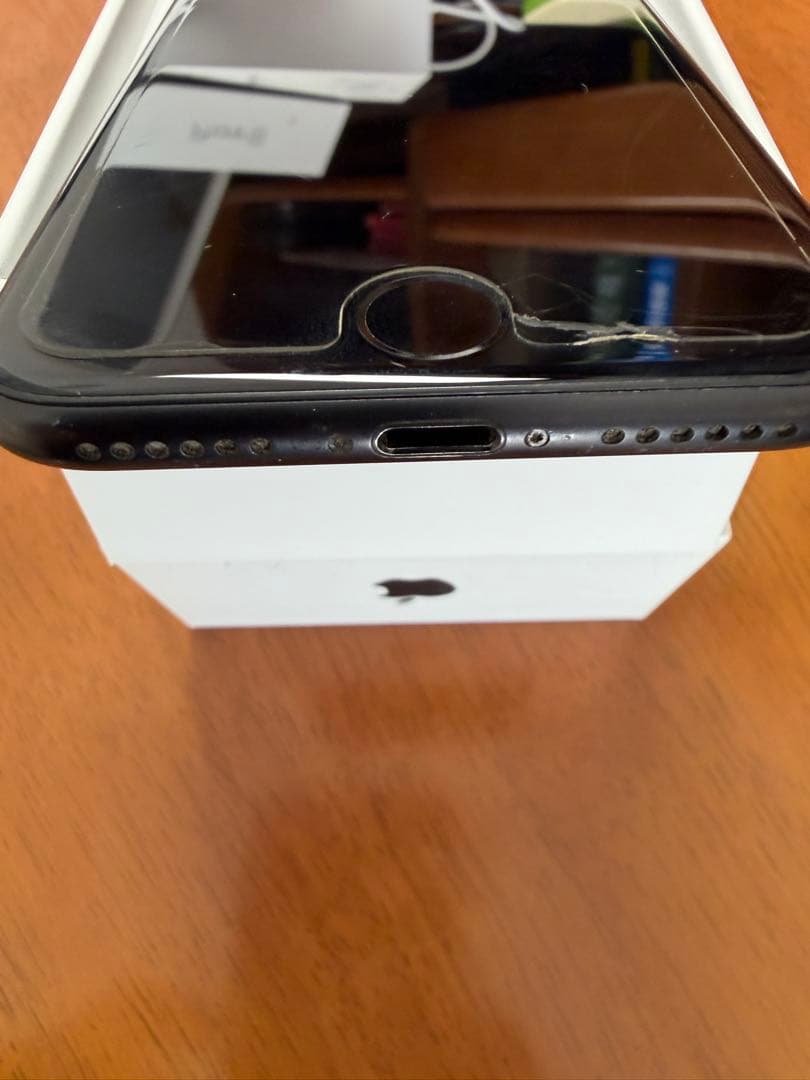 iPhone SE 第2世代 SIMフリーブラック64GB