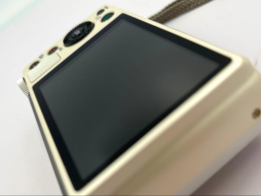【完動品/返品保証】CASIO EX-ZR800・デジタルカメラ・動作確認済み