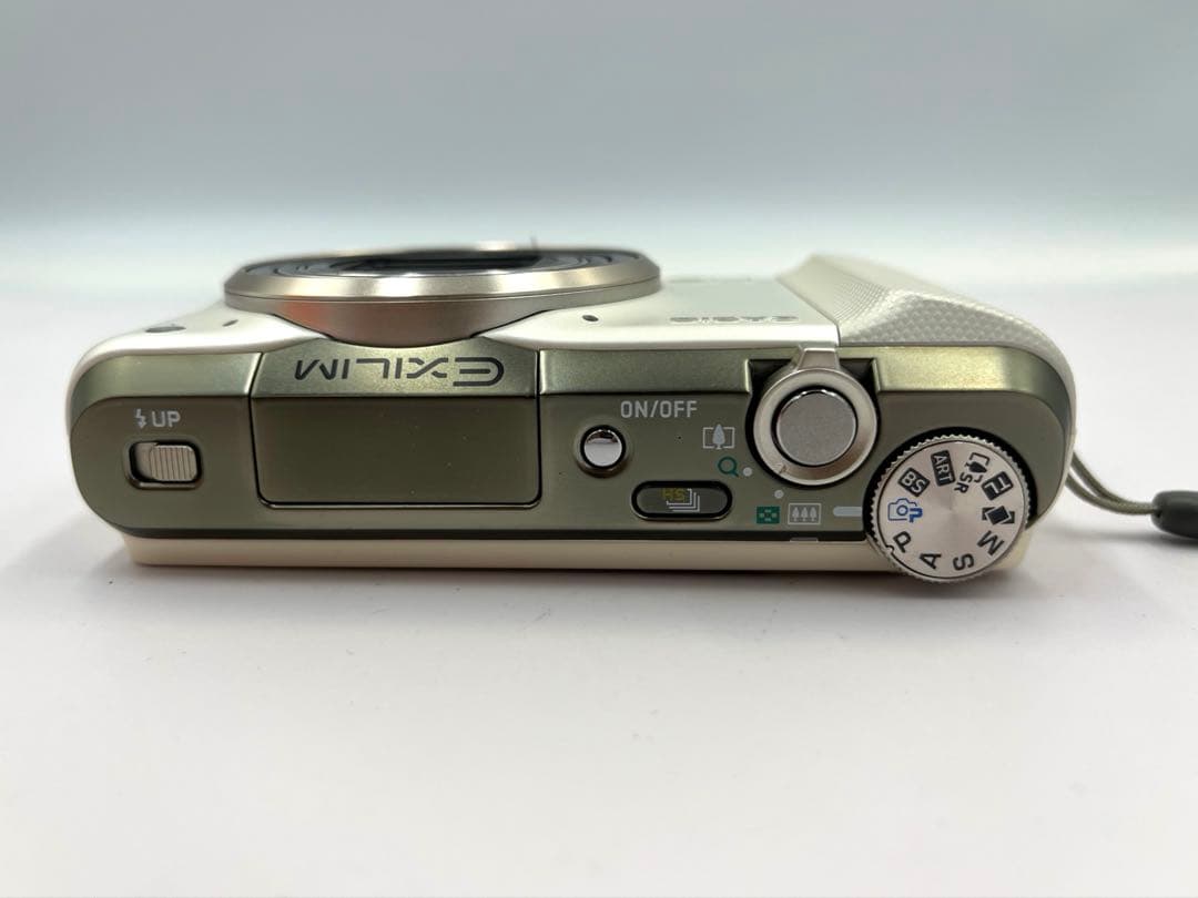 【完動品/返品保証】CASIO EX-ZR800・デジタルカメラ・動作確認済み
