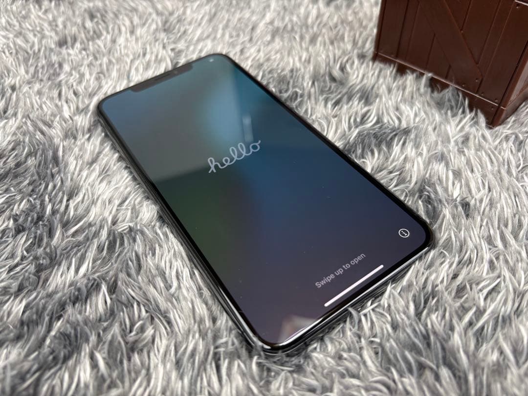 美品SIMフリー iPhone XS Max 256GBスペースグレイ 本体のみ