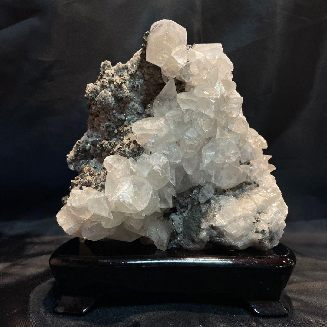 チャルコパイライト　カルサイト