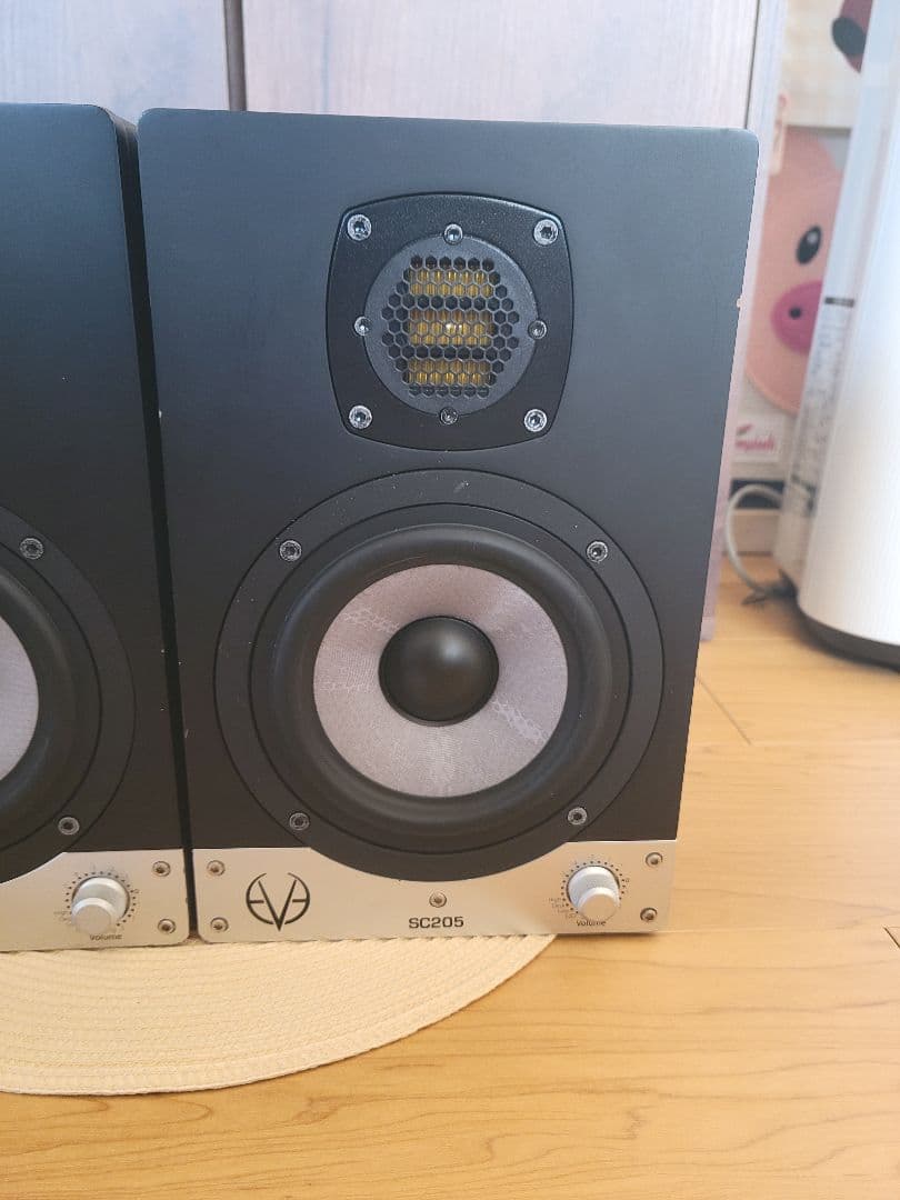 EVE AUDIO SC205 スタジオモニタースピーカー