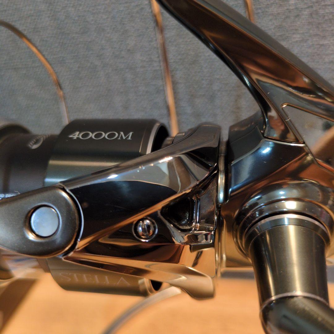 シマノ　22ステラ4000M (ゴメクサスパワーハンドル装着)