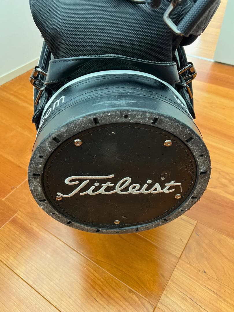 Titleist 大型キャディバッグ フード付き 収納力抜群 中古 タイトリスト