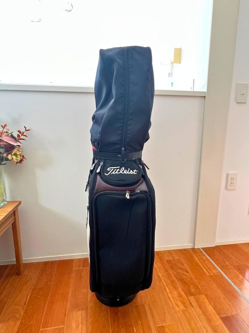 Titleist 大型キャディバッグ フード付き 収納力抜群 中古 タイトリスト