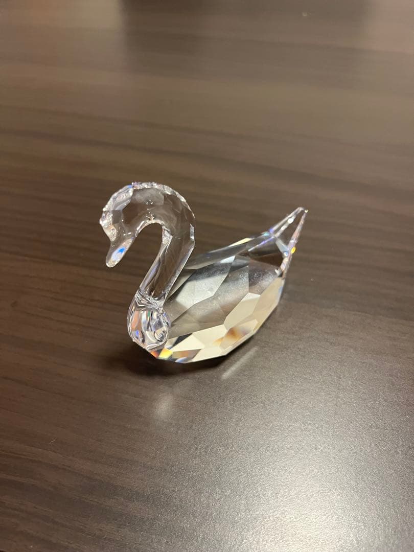 特別価格！ スワロフスキー　スワンのはばたき　クリスタル白鳥 置物ミラー台座付き