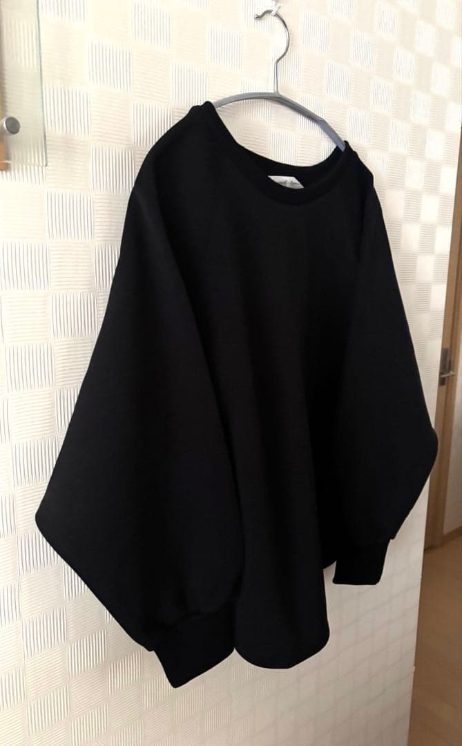 ビアズリー ダンボールサークルプルオーバー　黒　極美品　現行品　再お値下げ