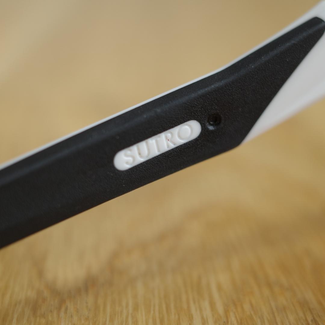 ウォーキング・ランニングウェア OAKLEY SUTRO LITE SWEEP VENTED
