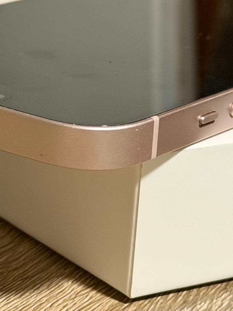 iPhone 13 128GB 本体　ピンク