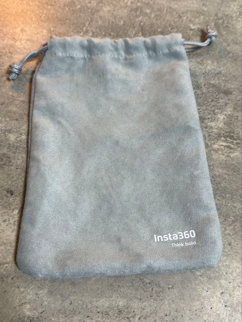 ジンバル　Insta360 flow 2 pro