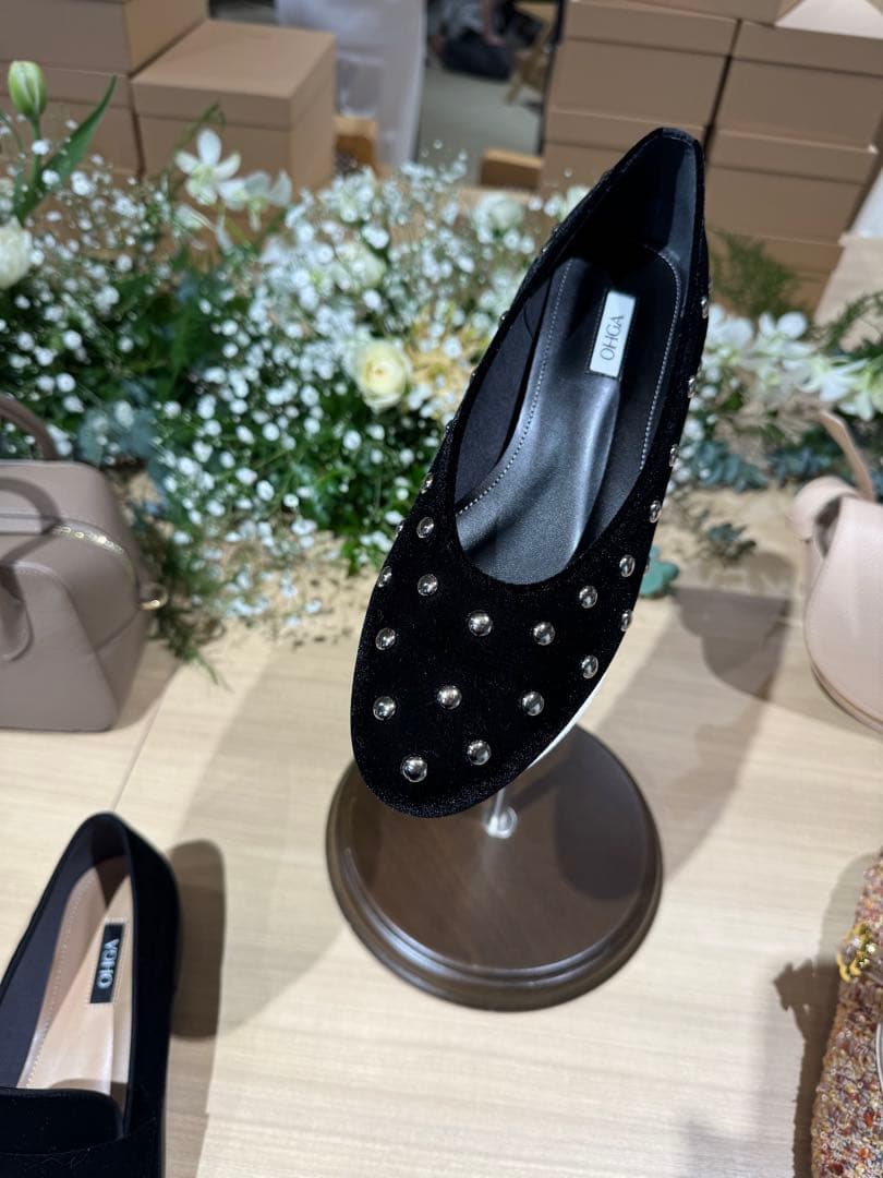 【限定SALE】OHGA オーガ スタッズパンプス ブラック 24cm 箱付き