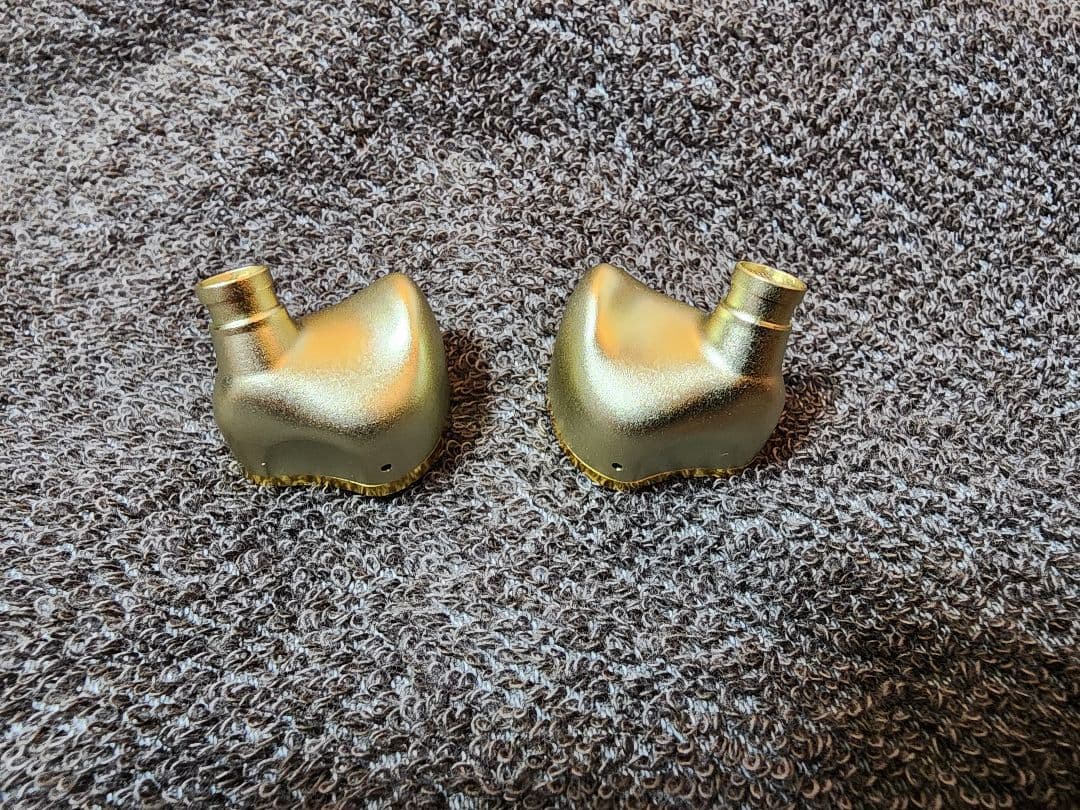 イヤホン CVJ MYTHERA