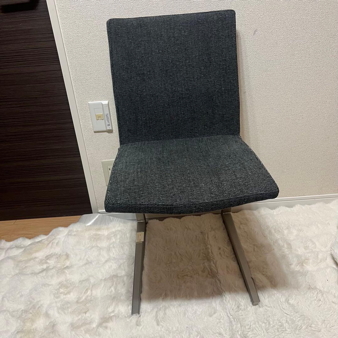 ボーコンセプト マリポサ ダイニングチェア