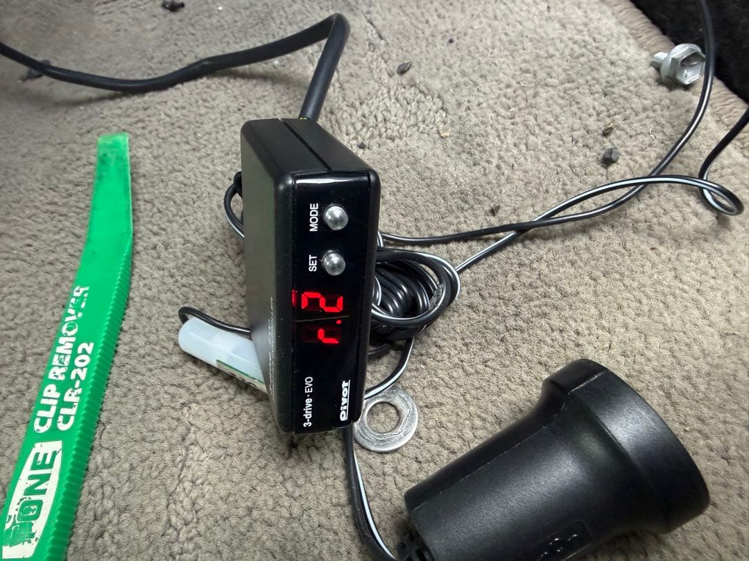 pivot 3-drive EVO スロコン、ハーネス付(TH-1C)