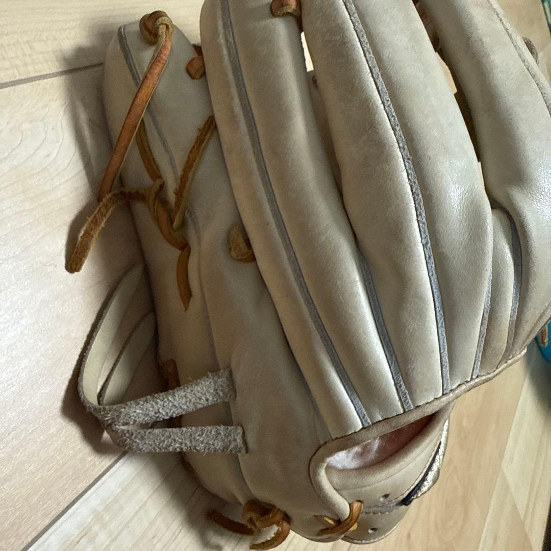 さ*き様 ミズノ　Global Elite 外野硬式グローブ クリーム色