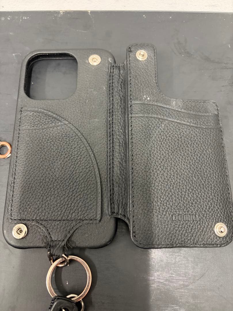 DEMIU BALLON CINQ iPhone16Pro ストラップ付