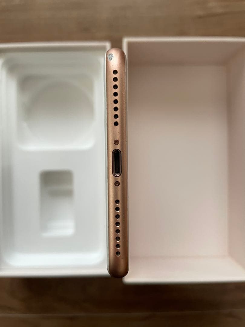 SIMフリー Apple iPhone 8 Plus 256GB ゴールド