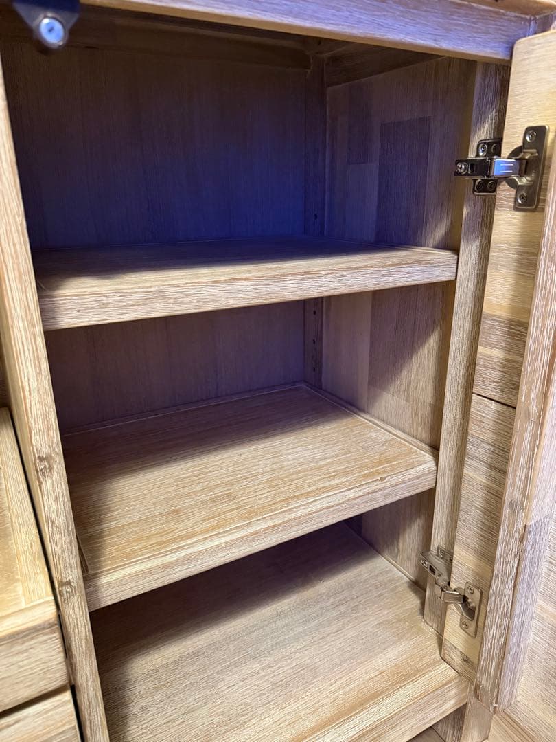 t*o様 unico MANOA(マノア) キャビネット