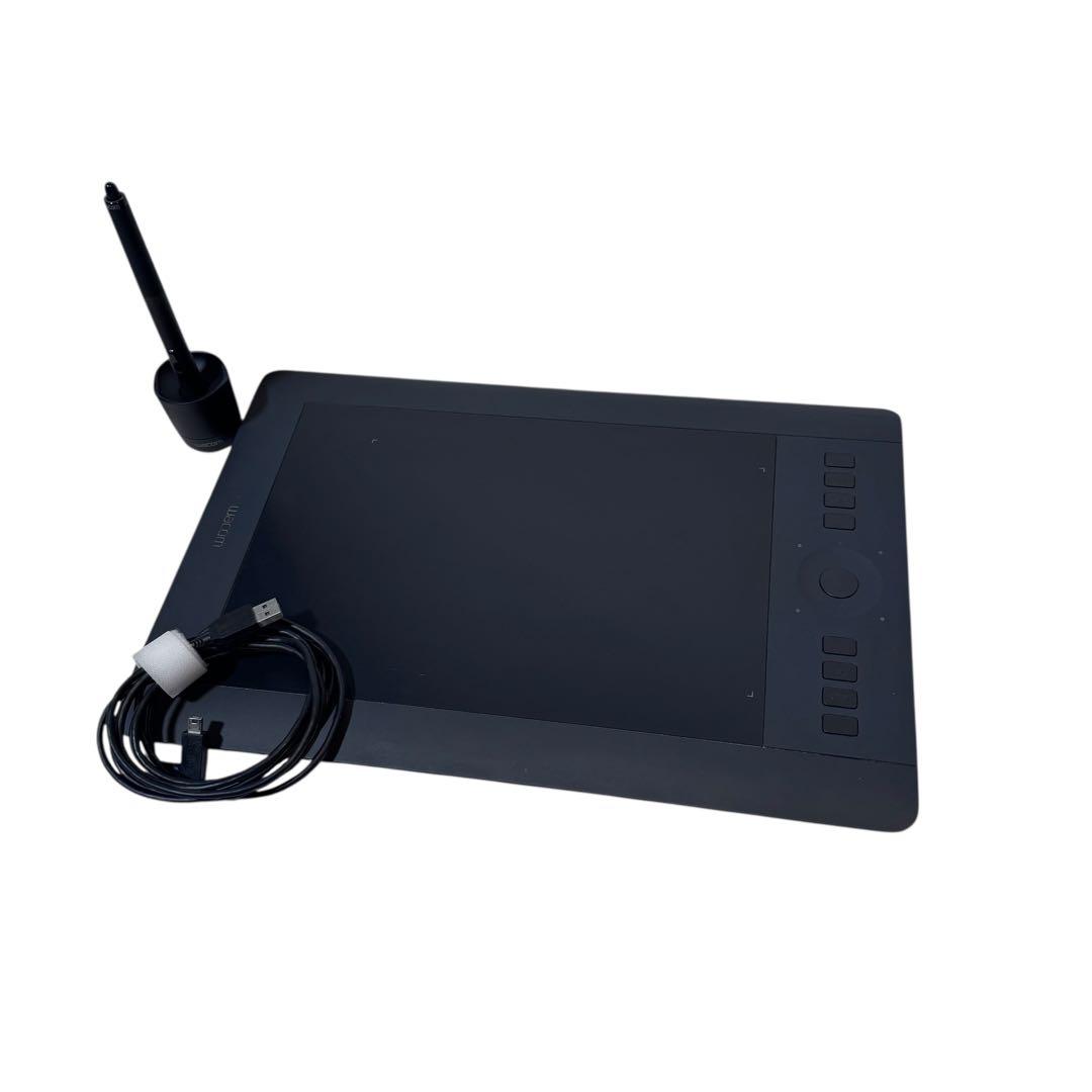 美品Wacom ペンタブ Intuos Pro PTH-651 Medium M