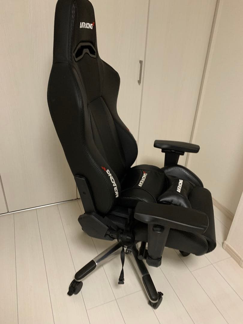 引き取り限定　AKRACING カーボンブラック Premium