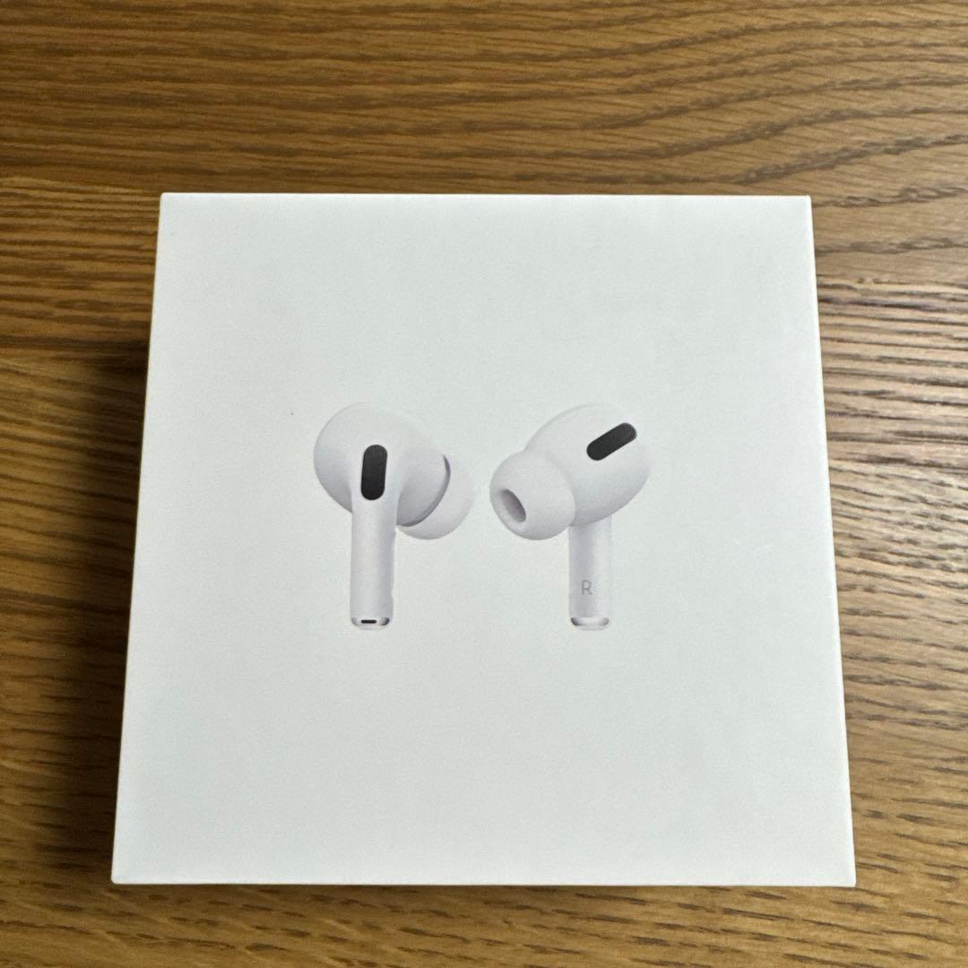 【正規品】AirPods Pro 第1世代ワイヤレス充電　ライトニング端子モデル