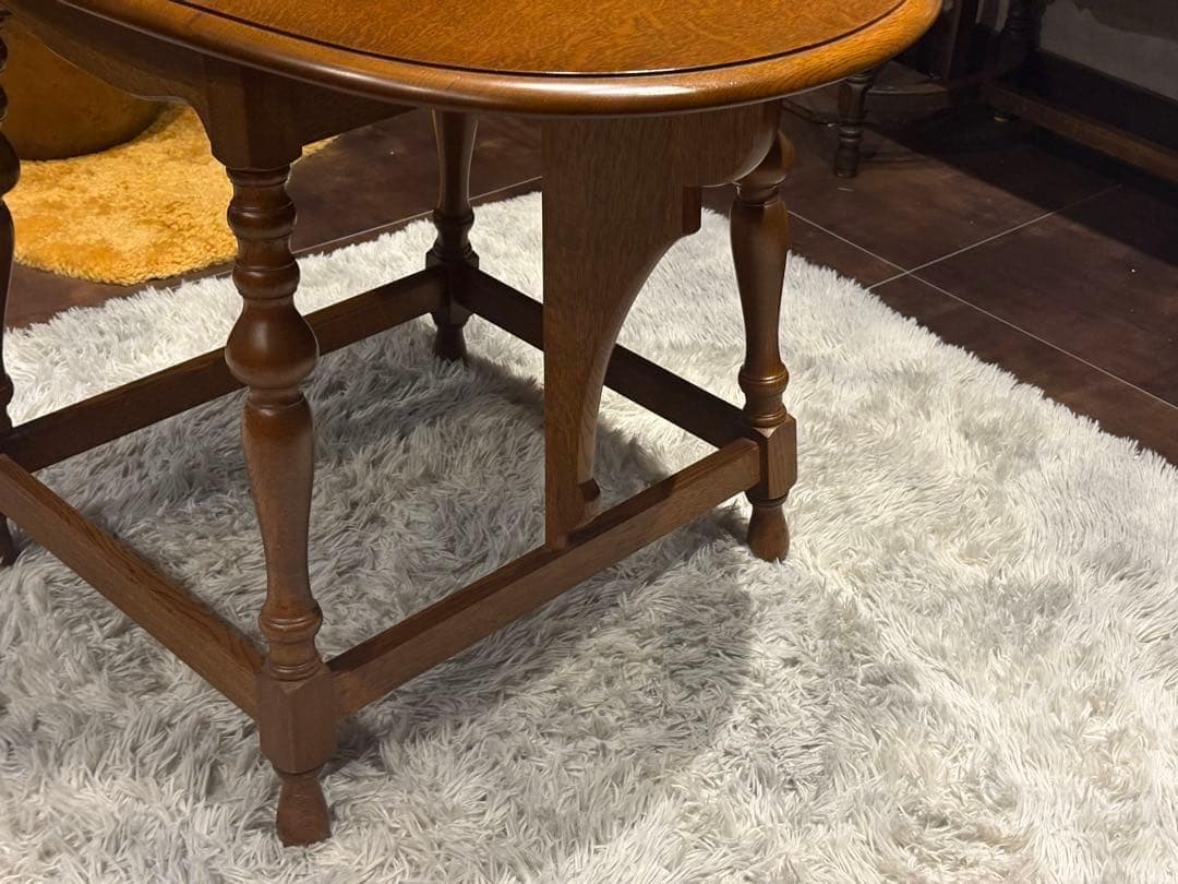 希少　ホビンレッグ　サイドテーブル　ローテーブル　アンティーク　クラシック　SG