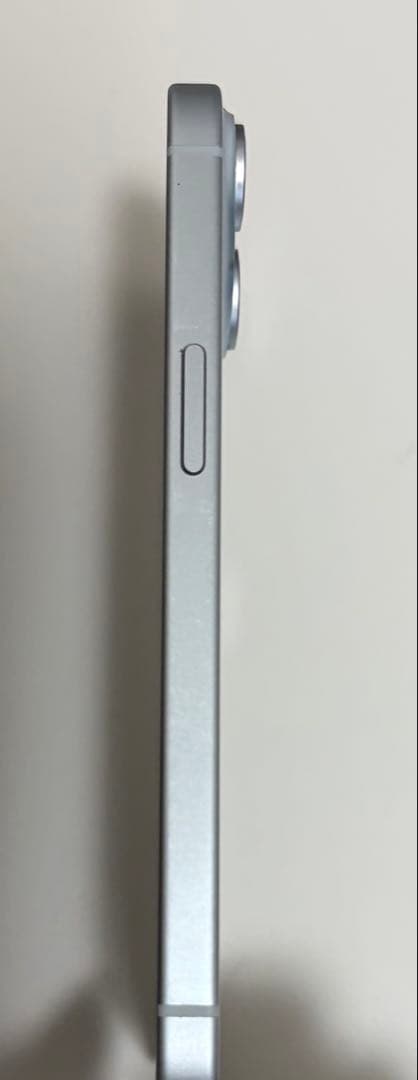 y*n様 iPhone15 128GB ブルー