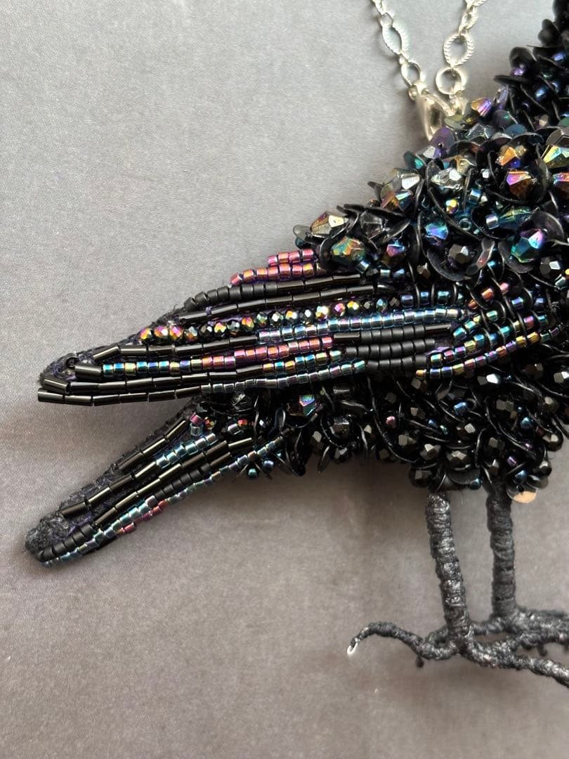 【ハシブトガラス】ビーズ刺繍ブローチバッグチャーム