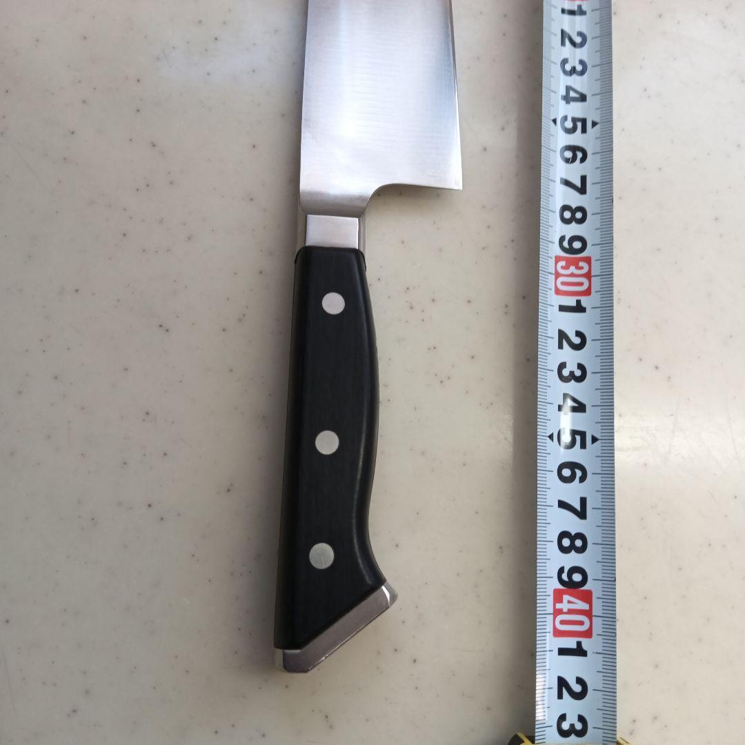 刃渡り約27cmの牛刀　グレステン