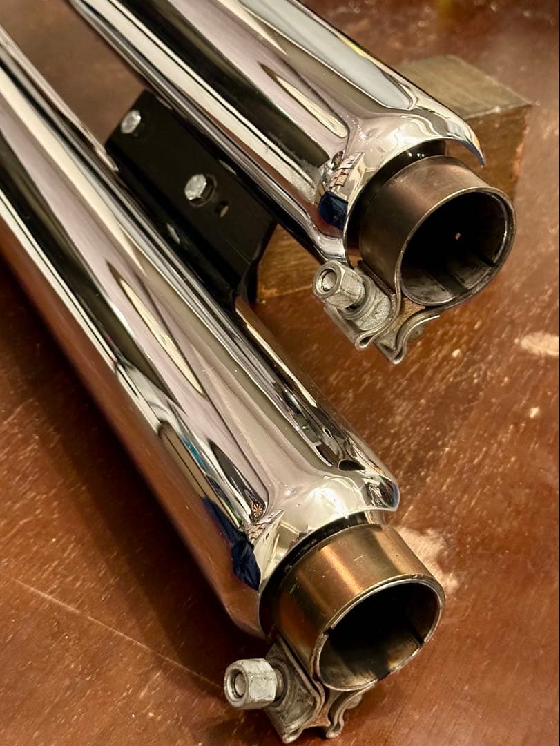 バンスアンドハインズ　Vance&Hines スリップオンマフラー　ハーレー