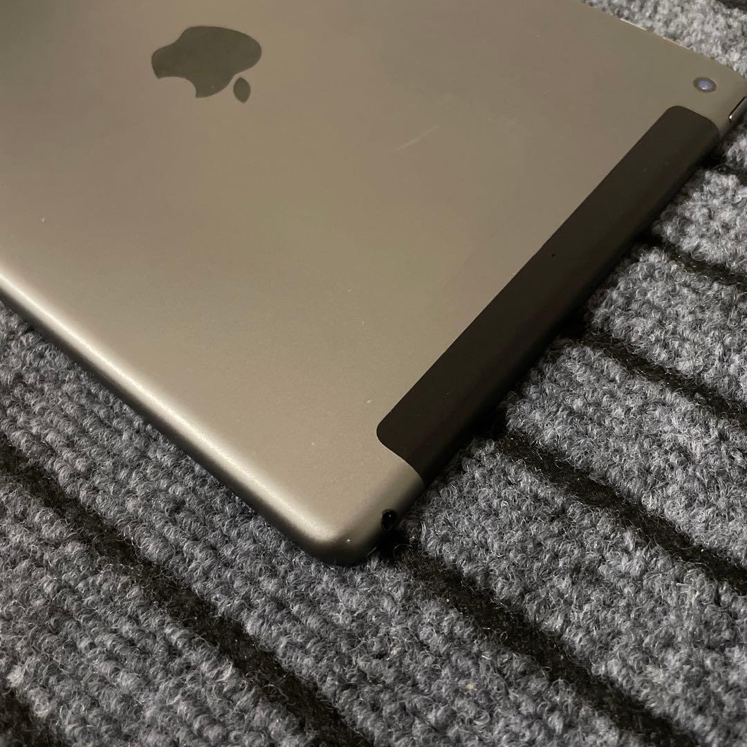 28 iPad 7世代 32GB SIMフリー スペースグレイ
