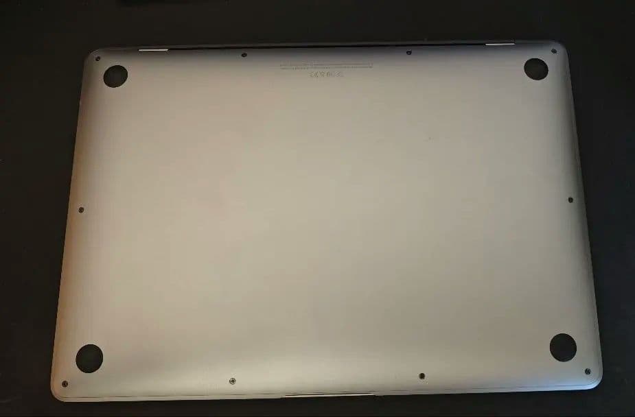 MacBook本体 MacBook Air 2020 i3 16GB 512GB