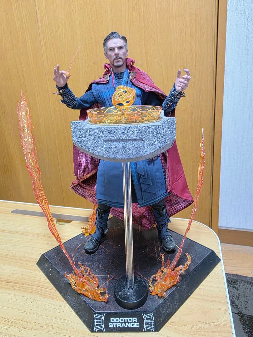 ホットトイズ　ドクター・ストレンジ フィギュア