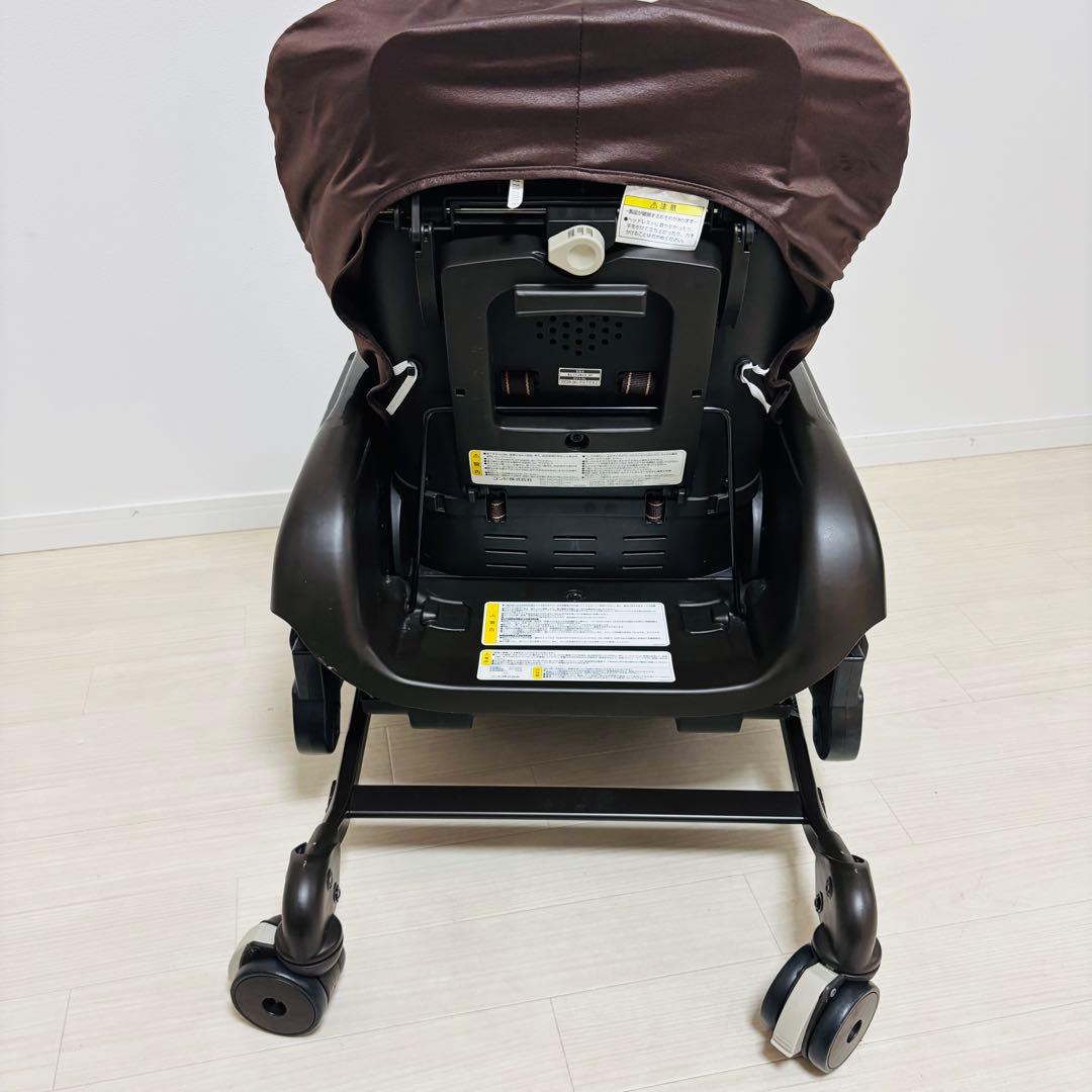 Combi ネムリラ4キャス AT 電動ハイローチェア オートスイング テーブル