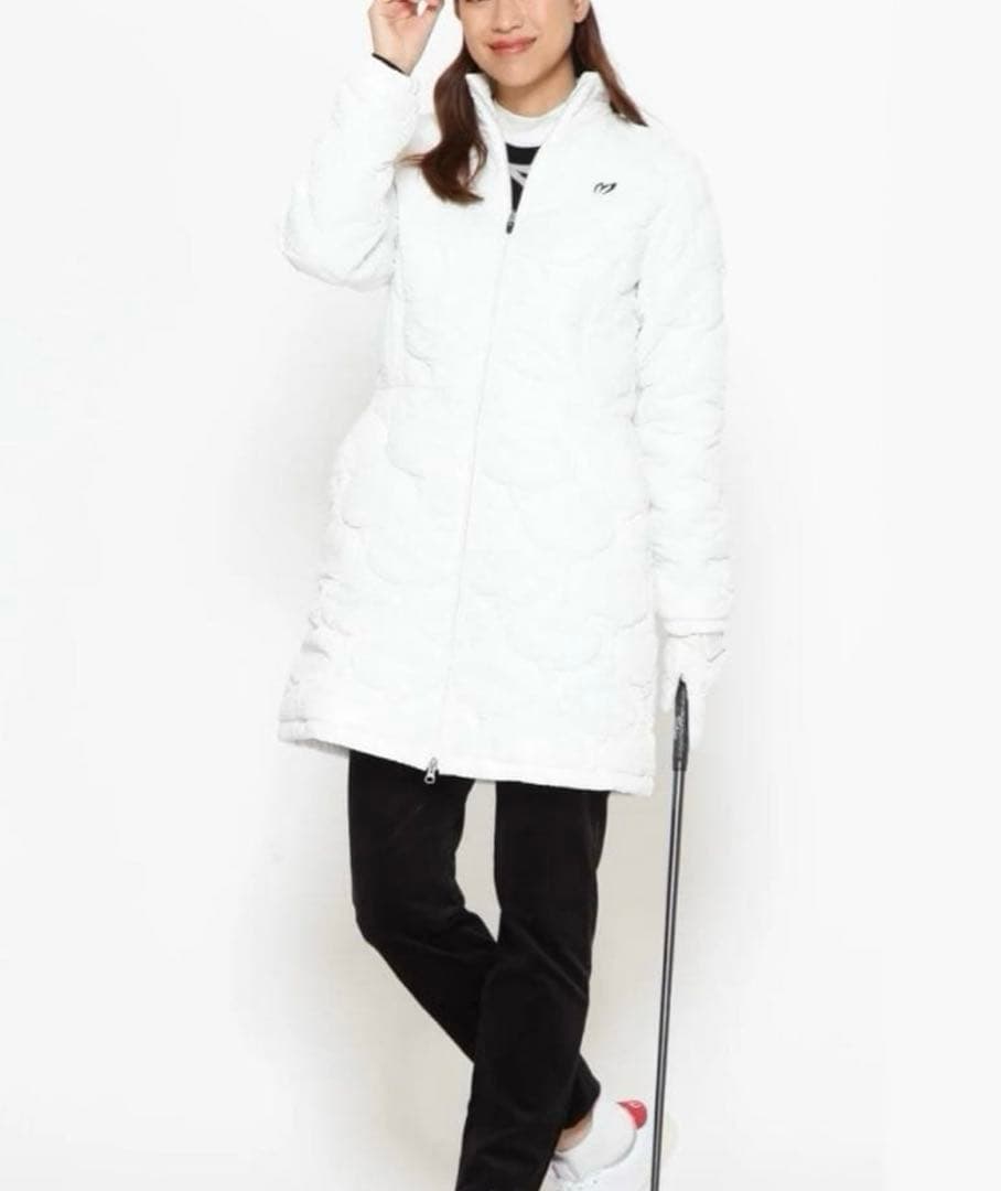 MASTER BUNNY EDITION ゴルフウエア　中綿ワンピースコート白