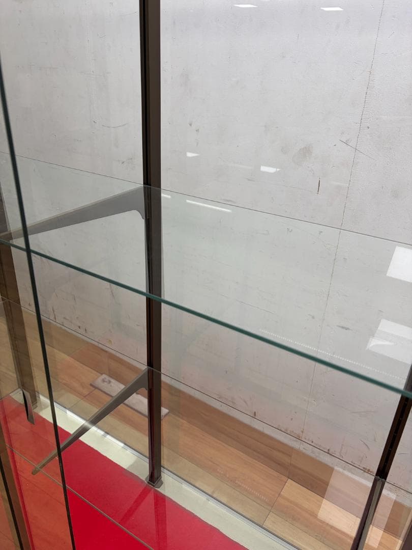 NISSIN　ガラスショーケース　キャスター付き　店舗用