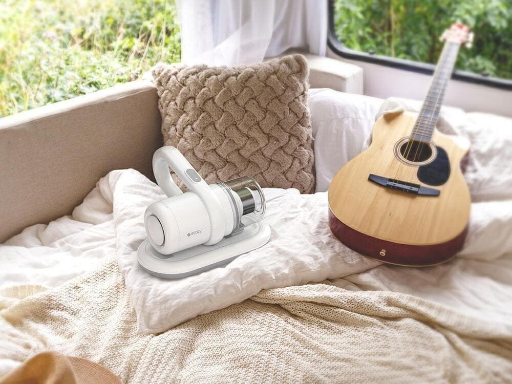 本日限定✨布団クリーナー コードレス 1.2kg超軽量 布団掃除機　ダニ退治